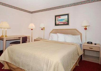 Burbank Hotel | Quality Inn Burbank Airport
