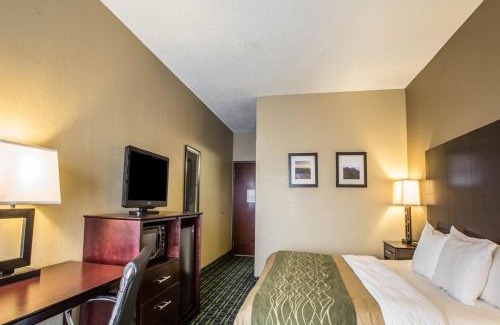 Franklin Hotel | Quality Inn Franklin