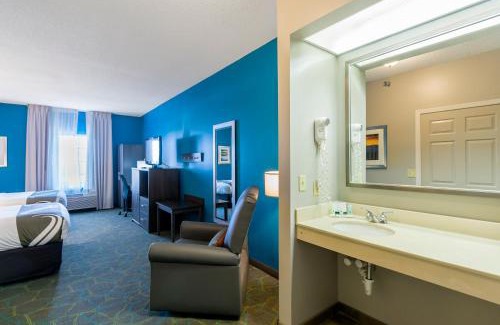 Harrisonburg Hotel | Quality Inn Harrisonburg I-81