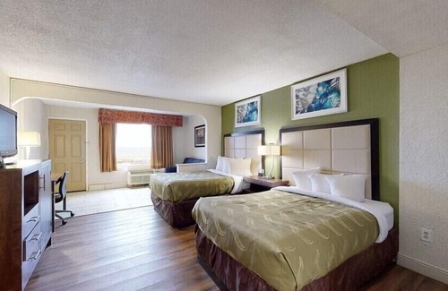 North Beach Hotel | Quality Inn & Suites Corpus Christi Beachside