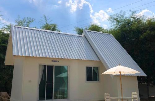 Huai Sat Yai Otro | Quality Time farm stay: Yard house