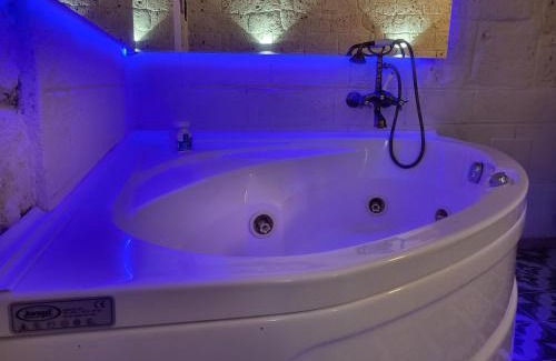 Altamura Casa | QUART0 GREC0 Suite 17
