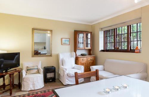 Kalk Bay Apartamento | Quarterdeck Cottage Kalk Bay - No Load Shedding