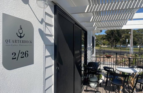 Lakes Entrance Apartamento | Quarterdeck Lakes Entrance 2br *Waterfront* Apartment