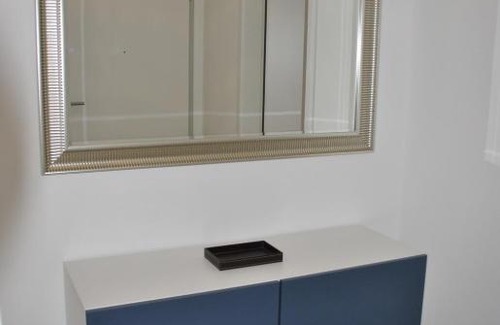 Eckernfoerde Apartamento | Quartier Hafenspitze Ferienwohnung "JungfernEcke"