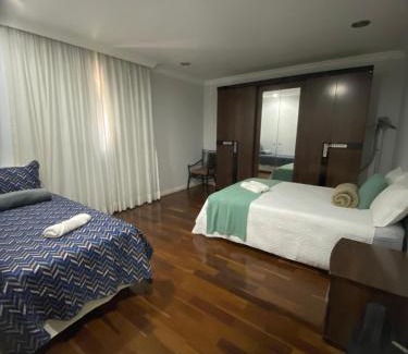 Cidade Dutra Casa | Quarto amplo e confortável