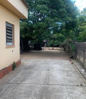 Centro Casa | Quarto arejado e silencioso para descansar