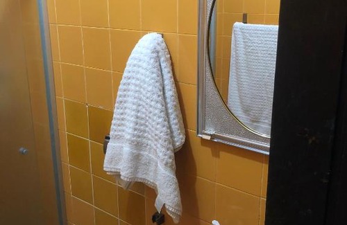 Tucuruvi Casa | Quarto c/banheiro priv. A 300 mts do Metrô Tucuruvi
