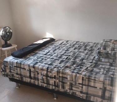 Nova Odessa Casa | Quarto com cama de casal