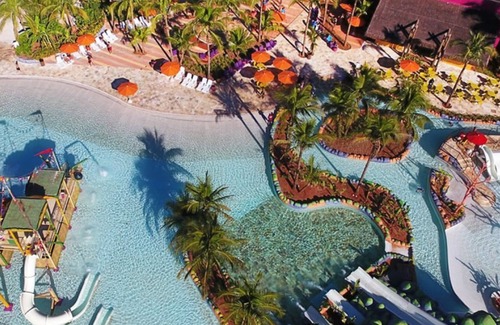 Olimpia Complejo | Quarto de Férias em Resort com Acesso ao Parque Aquático