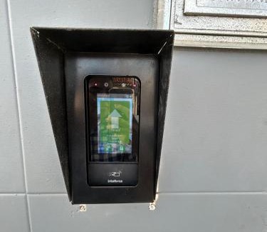 Presidente Medici Apartamento | Quarto duplo aconchegante perto do centro de CG-PB