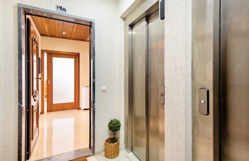 Santa Iria de Azoia Apartamento | Quarto Duplo Parque das Nações