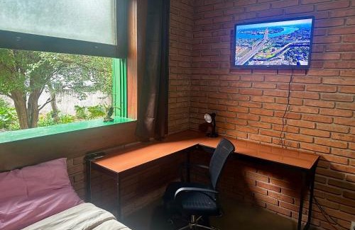 Botucatu Casa | Quarto privativo completo no Centro