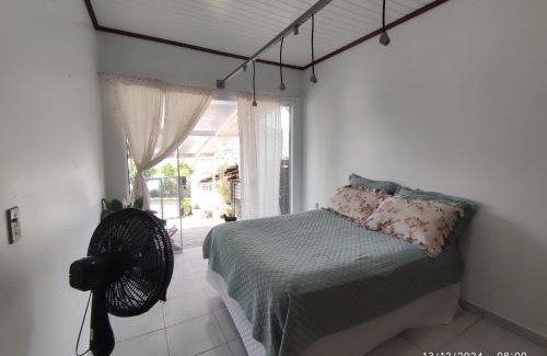 Encantado Casa | Quartos familiares com piscina