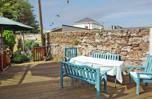 Duncannon Otro | Quay Cottage - Three Bedroom House, Sleeps 6