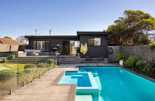 Blairgowrie Casa | *Quay*-Walk to beach, Gas Heated Pool, Spa, Tramp