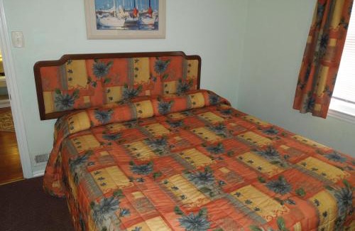 Wildwood Hotel | Quebec Motel