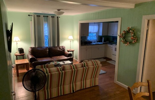 Kitty Hawk Cabaña | Queen Anne's Revenge At The Beach 3 Bedroom Cottage by RedAwning