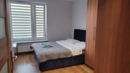 Minsk Mazowiecki Apartamento | Queen Apartament Centrum z garażem