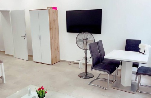 Favoriten Apartamento | Queen Apartment 4P WL