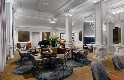 Central New York City Hotel | Queen Bed Room, The Algonquin, Historic Charm, Intimate Lobby, Near Times Square