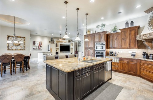 San Tan Valley Casa | Queen Creek Oasis W/ Pool Spa Billiards 3+ Bedrooms