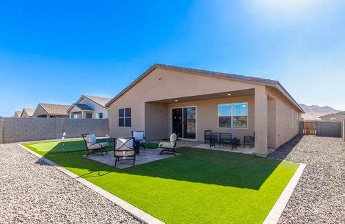 San Tan Valley Casa | Queen Creek Putting Green & More
