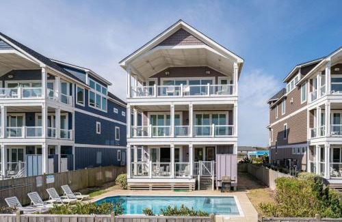 Nags Head Apartamento | Queen Elizabeth 8 Bedroom Oceanfront Home