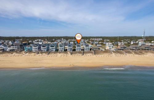 Nags Head Apartamento | Queen Elizabeth 8 Bedroom Oceanfront Home