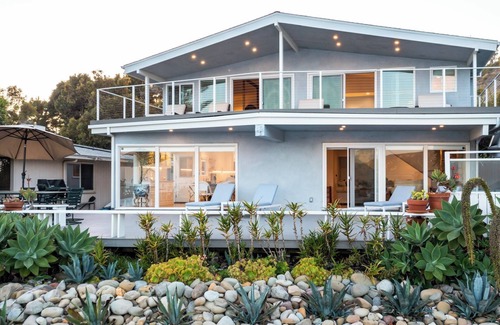 Carpinteria Casa | "Queen of the Coast" Beachfront Oasis in Rincon Point