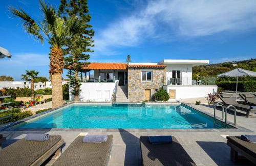 Koutouloufari Villa | Queen's Gem Luxury Villa - Heated Jacuzzi & Pool