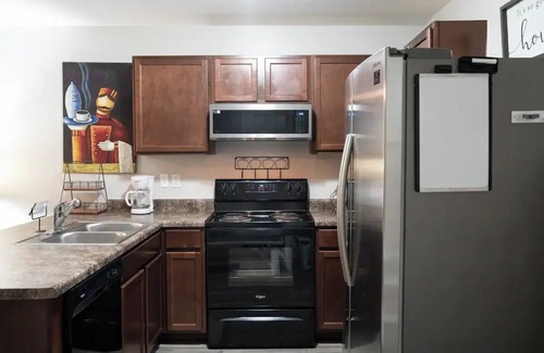 Mercedes Casa | Queen's Hidden Gem w/ Game Room - 5 beds/sleeps 9
