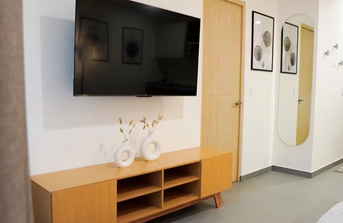Benito Juarez Apartamento | Queen Studio w/sofa bed and small terrace