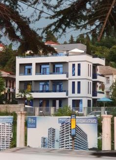 Makhinjauri Casa | Queen Tamar