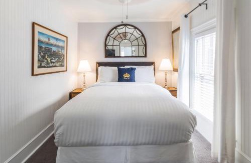 Provincetown Cama Y Desayuno | Queen Vic Guest House