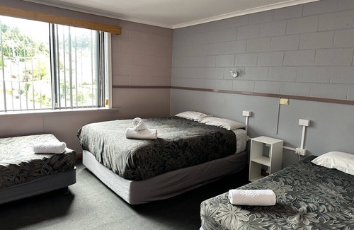 Queenstown Hotel | Queenstown Motor Lodge