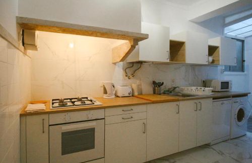 Carvoeira Casa | Queluz Residence
