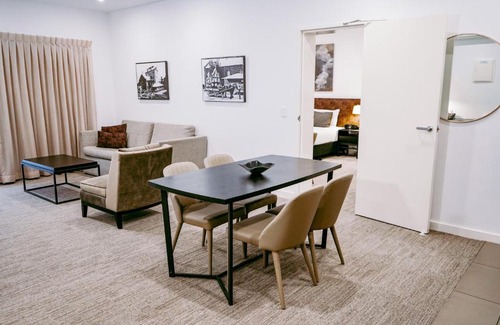 Newcastle West Apartamento | Quest Newcastle West