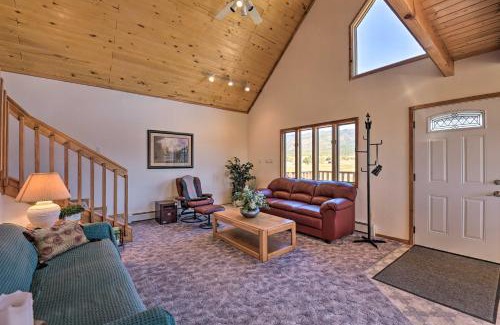 Jaroso Casa | Questa Home with Views - 13 Mi to Red River Skiing!