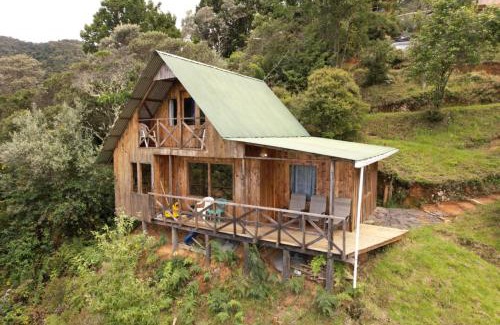San Gerardo de Dota Cabina | Quetzal Valley Cabins