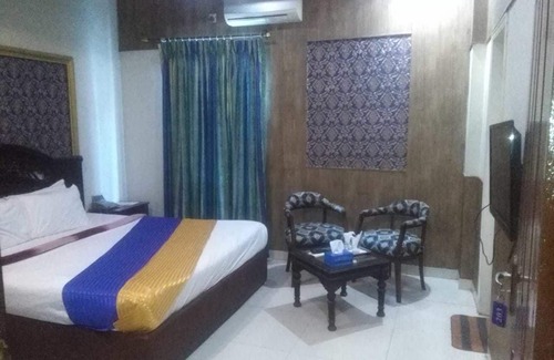 Lahore Hotel | Quick Continental Hotel