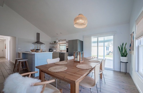 Rehoboth Beach Casa | Quick drive to beaches, walk to restaurants/outlets, 4 br, 2 ba, sleeps 10