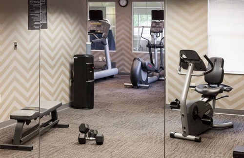 San Bernardino Casa | Quick Drive to San Bernardino Golf Club! 4 Great Rooms! Pets Allowed w/ Gym