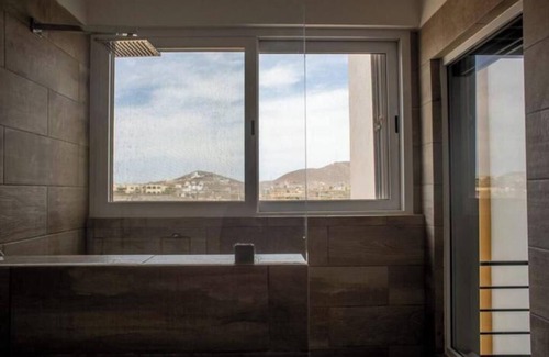 Todos Santos Casa | Quick walk to Cerritos Beach, private Hot tub, pool, gym, ocean & mountain VIEWS