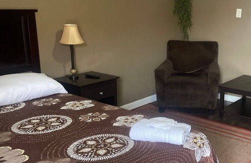 Jacksonville Hotel | Quiet 1 bedroom/ 1 bath hotel room