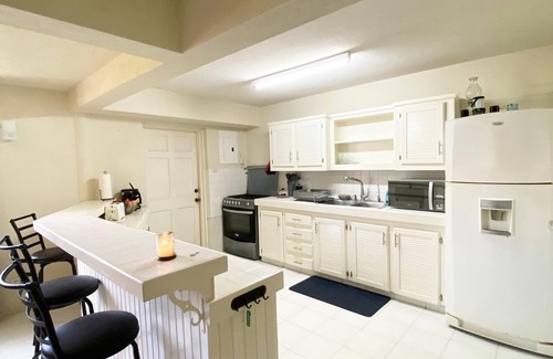 White Hill Apartamento | Quiet 2 Bedroom Country Apartment