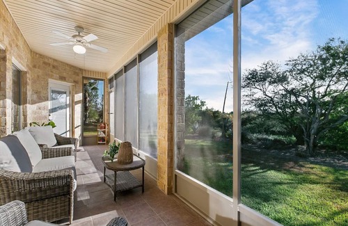 Port Isabel Casa | Quiet 3/2 Hideaway w/Pool Access