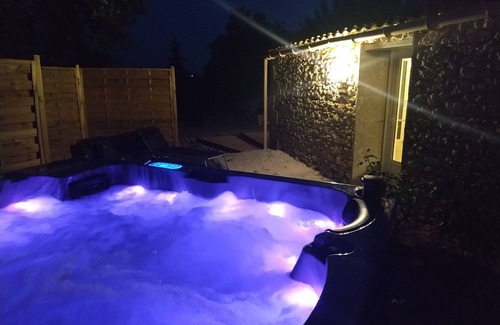 Berson Casa | Alojamiento tranquilo con jacuzzi privado ilimitado