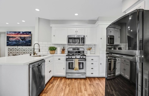 Castaic Casa | Quiet Amazing LA Suburb Perfect Vacation Paradise - Castaic