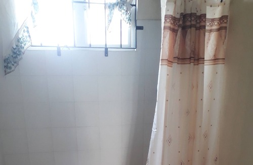 Bridgetown Casa | Quiet and comfortable getaway that's 5 minutes away from most beautiful beaches